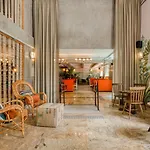 Selina 3* باد جاستاين