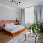 Selina Hotel