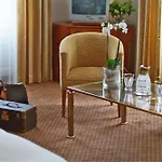 Selina Hotel